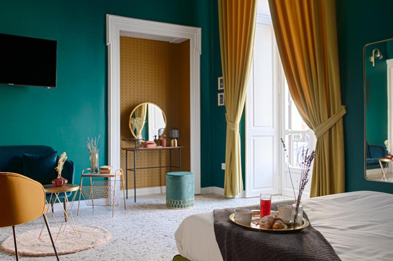 Quatrum Napoli - B&B Bagian luar foto