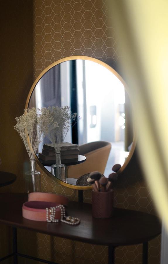 Quatrum Napoli - B&B Bagian luar foto