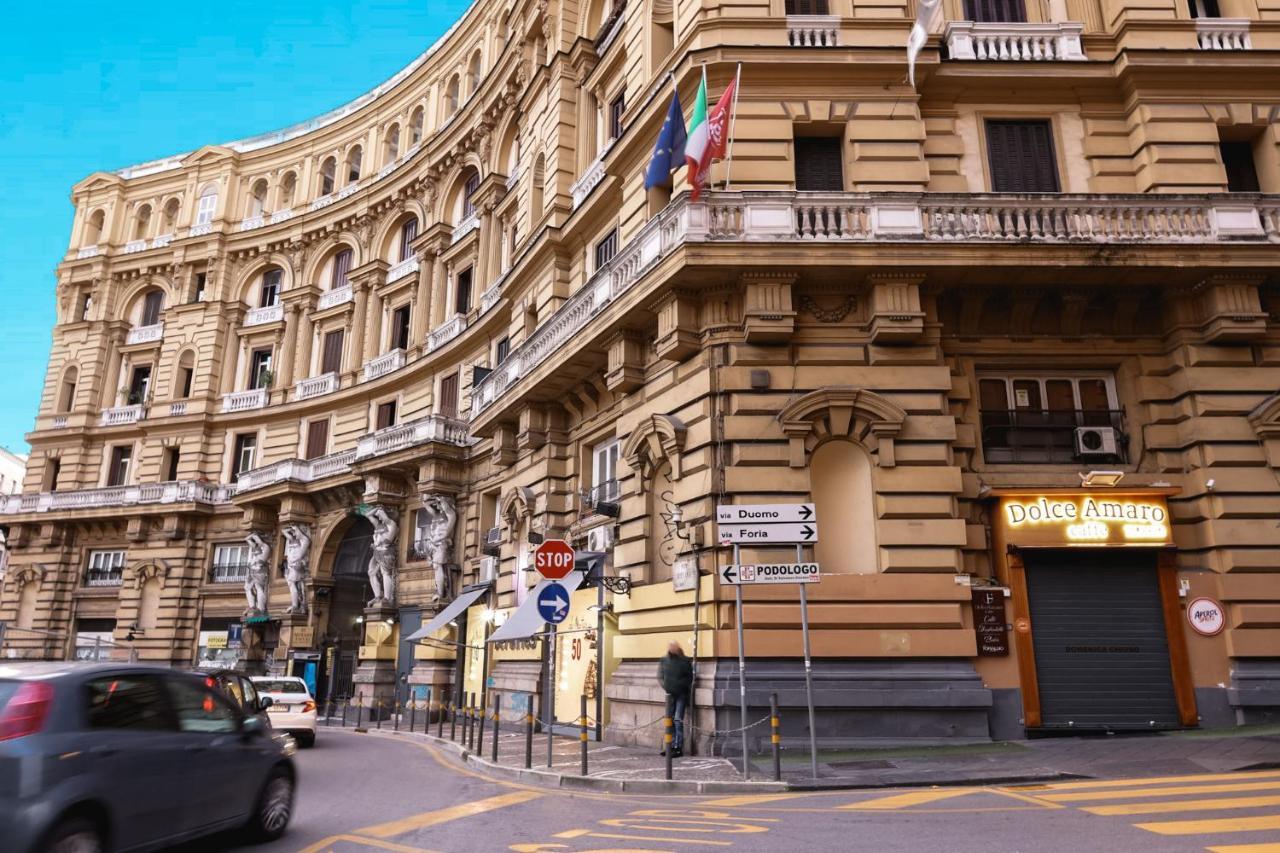 Quatrum Napoli - B&B Bagian luar foto